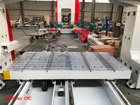 Vacuum table
